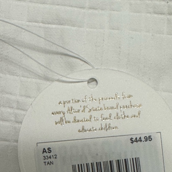 alterd state woven envelope crossbody purse
New - Picture 3 of 7